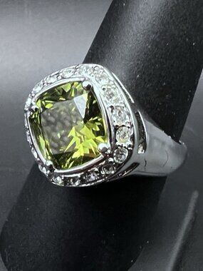 Vintage Green Cushion Cut Halo Statement Cocktail Ring Size 8.75 Silver Tone